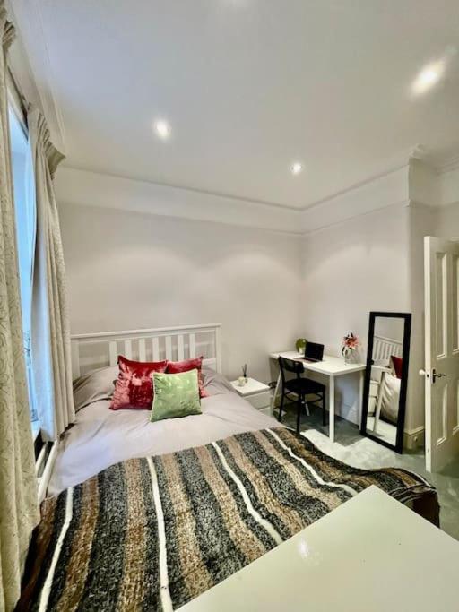 Apartamento Spacious Flat With Huge Patio In Central *